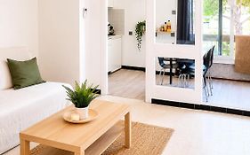 studio parking privé climatisation plage proche